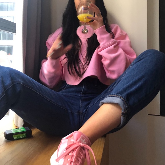 Champion Cropped Crewneck - Picture 3 of 5